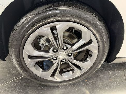 Certified 2023 Honda Accord EX image 14