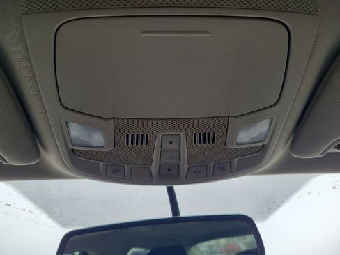 Used 2018 Ford Fusion Titanium image 31