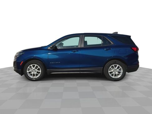 Certified 2023 Chevrolet Equinox LS w/ Driver Confidence II Package image 5