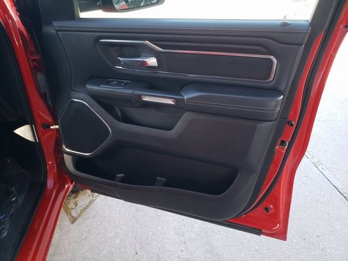 Used 2024 RAM 1500 Laramie image 11