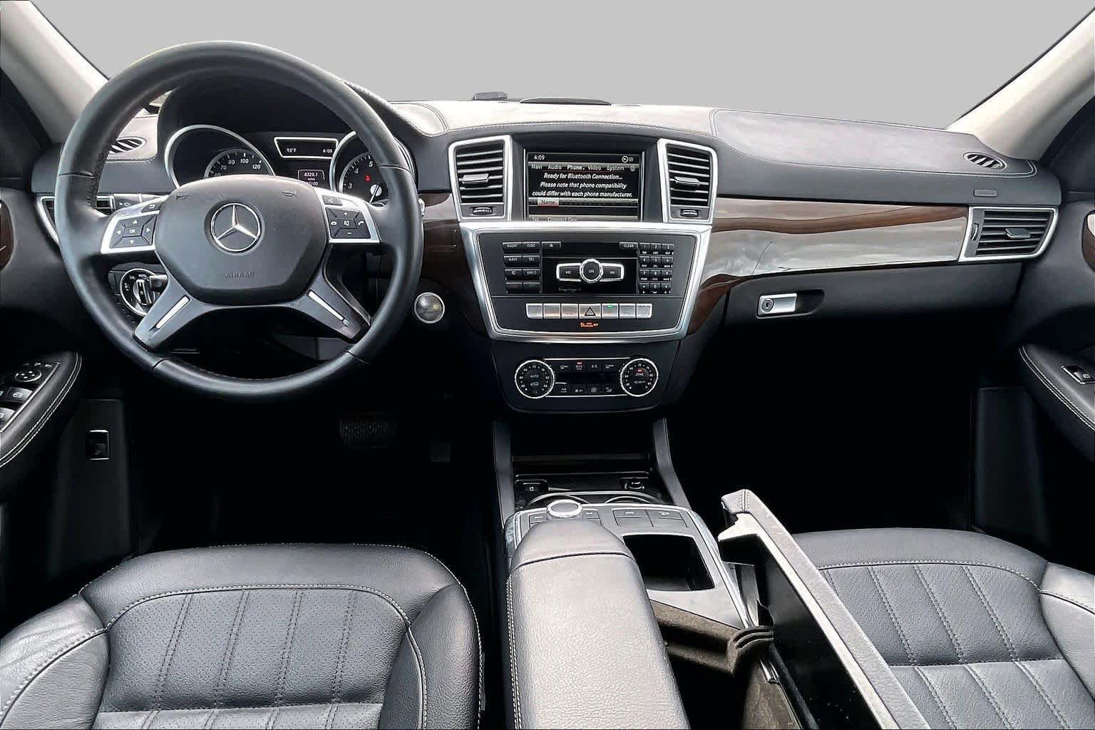 Used 2015 Mercedes-Benz GL 450 4MATIC image 16