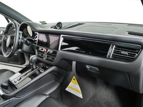 New 2026 Porsche Macan Turbo AWD/4WD image 26