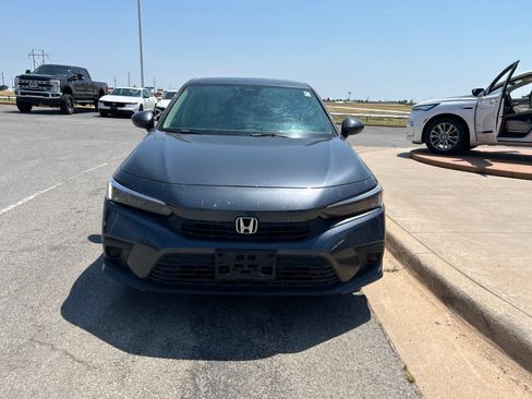 Used 2023 Honda Civic LX image 2
