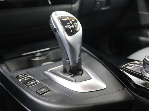 Used 2017 BMW 230i xDrive Coupe AWD/4WD image 35