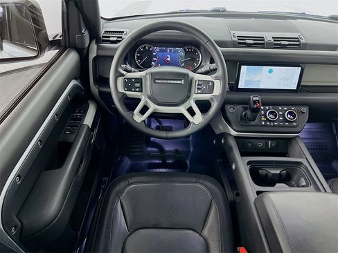 Used 2023 Land Rover Defender 110 X-Dynamic SE image 24