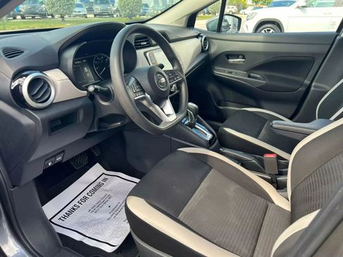 Used 2021 Nissan Versa SV image 12