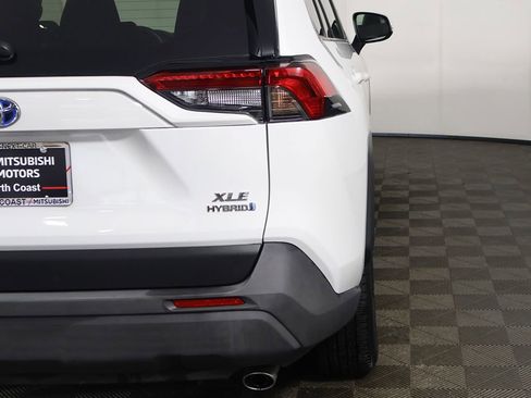 Used 2024 Toyota RAV4 XLE AWD/4WD image 14