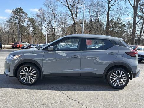 Used 2024 Nissan Kicks SV image 21