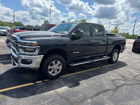Used 2026 RAM 2500 Big Horn AWD/4WD image 5