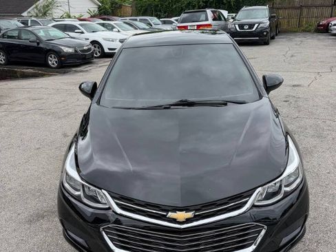 Used 2018 Chevrolet Cruze LS FWD image 11