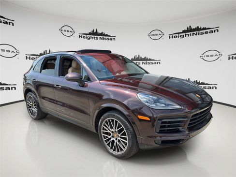 Used 2022 Porsche Cayenne Platinum Edition AWD/4WD image 7