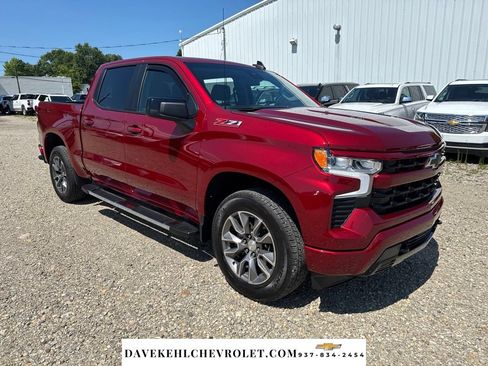 Used 2024 Chevrolet Silverado 1500 RST AWD/4WD image 7
