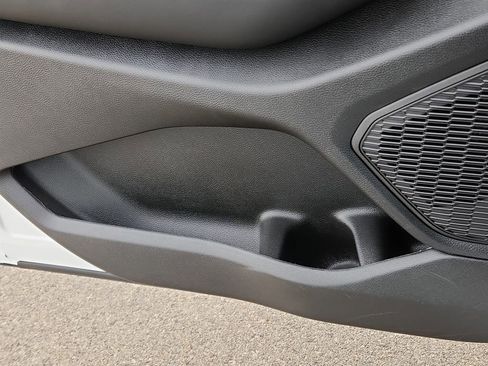 New 2026 Jeep Grand Cherokee Altitude image 29