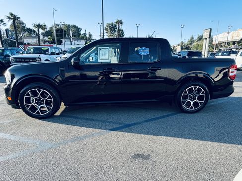 Used 2023 Ford Maverick Lariat w/ Lariat Luxury Package image 4