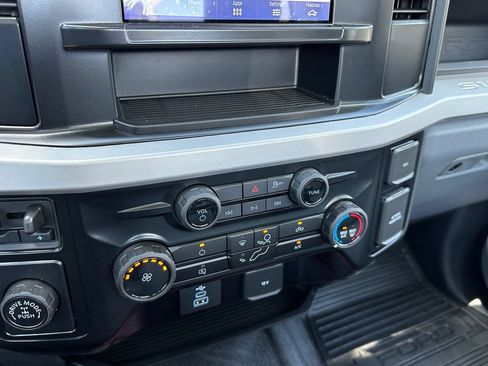 New 2025 Ford F350 XL w/ XL Chrome Package RWD image 24