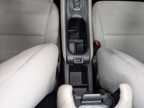 Used 2019 Honda HR-V LX image 15