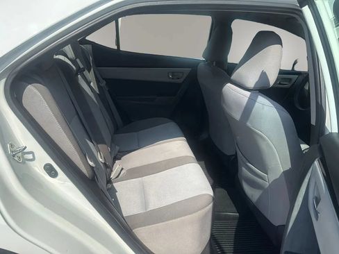 Used 2017 Toyota Corolla LE FWD image 7