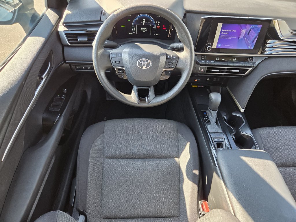 Used 2025 Toyota Camry LE FWD image 14