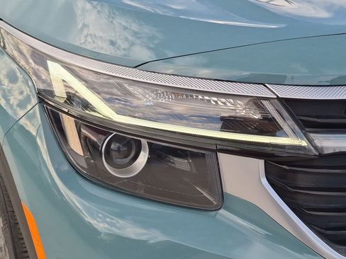Certified 2024 Kia Seltos S AWD/4WD image 10