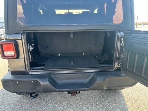 Used 2023 Jeep Wrangler Sport AWD/4WD image 18