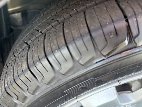 Used 2007 Toyota Prius Touring image 10