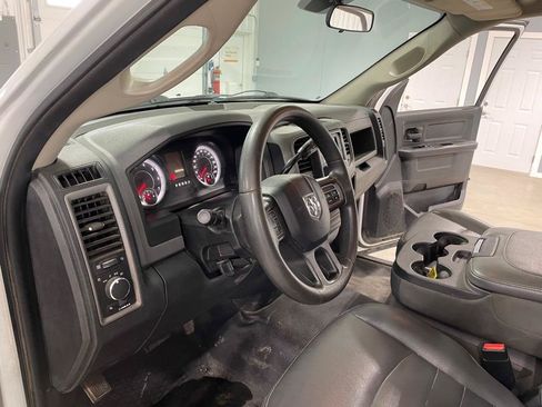 Used 2015 RAM 1500 Tradesman AWD/4WD image 9
