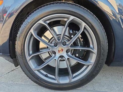 Certified 2026 Porsche Cayenne GTS AWD/4WD image 23