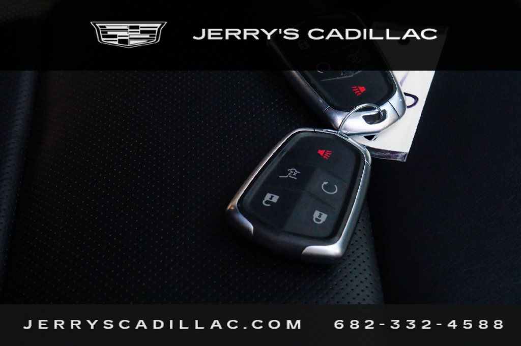 Used 2023 Cadillac XT4 Sport FWD image 26