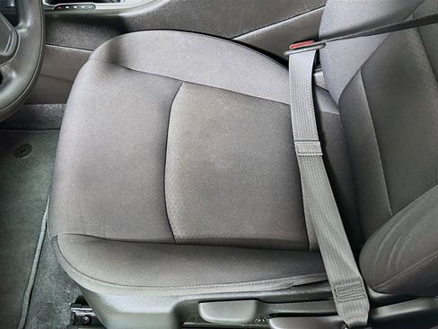 Used 2023 Chevrolet Malibu LS FWD image 19