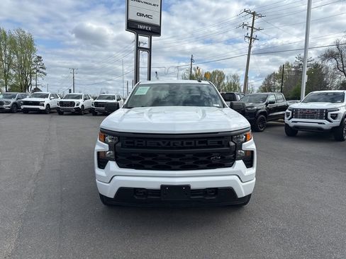 Used 2024 Chevrolet Silverado 1500 Custom AWD/4WD image 8