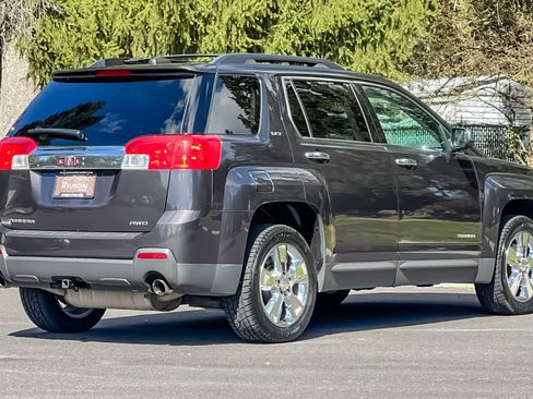 Used 2015 GMC Terrain SLT w/ Chrome Edition image 4