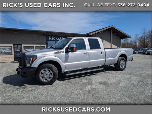 Used 2015 Ford F250 Lariat w/ Chrome Package image 1