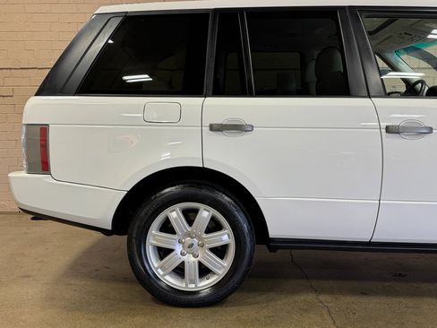 Used 2008 Land Rover Range Rover HSE image 18