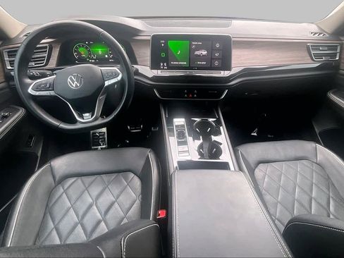 Used 2024 Volkswagen Atlas SEL Premium R-Line AWD/4WD image 16