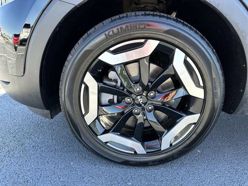 Used 2024 Kia Telluride S w/ S Sunroof Package FWD image 16