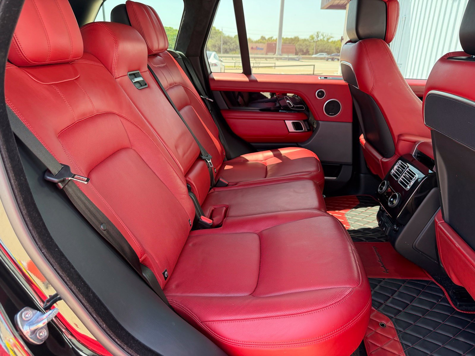 Used 2018 Land Rover Range Rover Autobiography AWD/4WD image 23