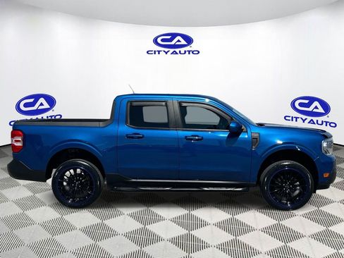 Used 2023 Ford Maverick Lariat FWD image 2