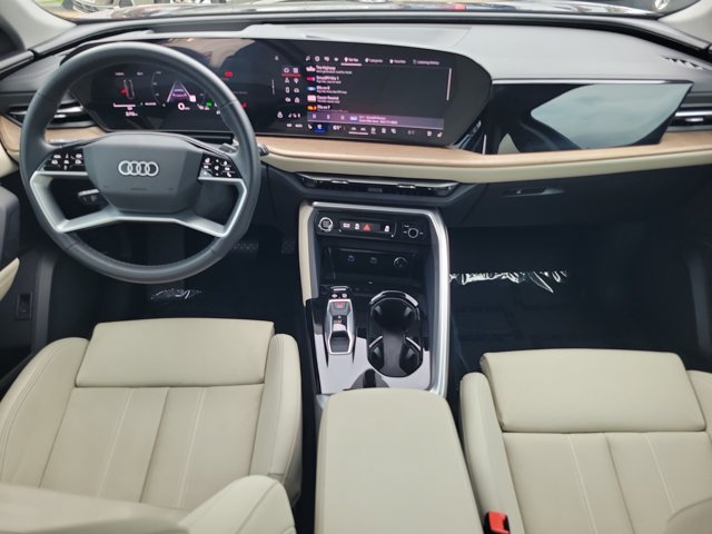 Certified 2025 Audi Q5 Premium Plus w/ Premium Plus AWD/4WD image 2