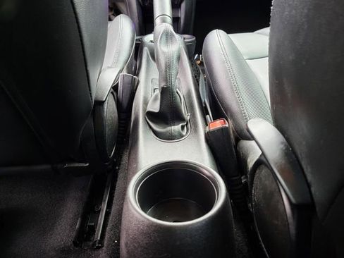 Used 2013 MINI Cooper Hardtop image 14