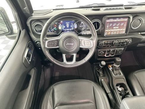 Used 2023 Jeep Wrangler Unlimited Sahara w/ Cold Weather Group AWD/4WD image 10