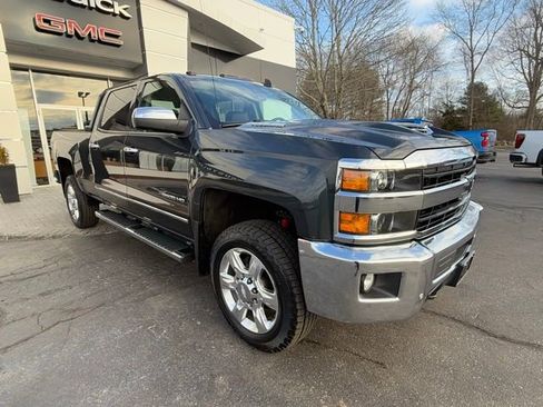 Used 2019 Chevrolet Silverado 2500 LTZ w/ Duramax Plus Package image 5