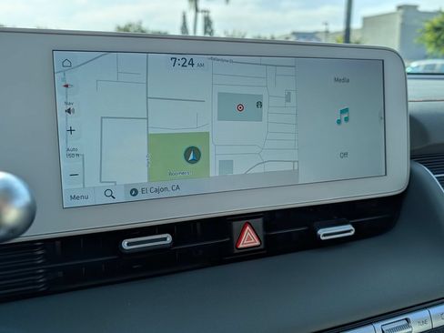 Certified 2024 Hyundai Ioniq 5 Limited RWD image 22
