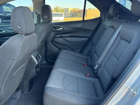 Used 2019 Chevrolet Equinox LT image 11