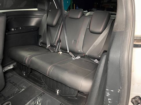 Used 2024 Honda Odyssey Sport image 18