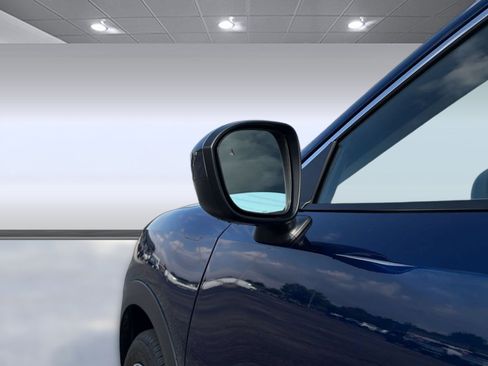 Certified 2025 Nissan Kicks SV FWD image 28