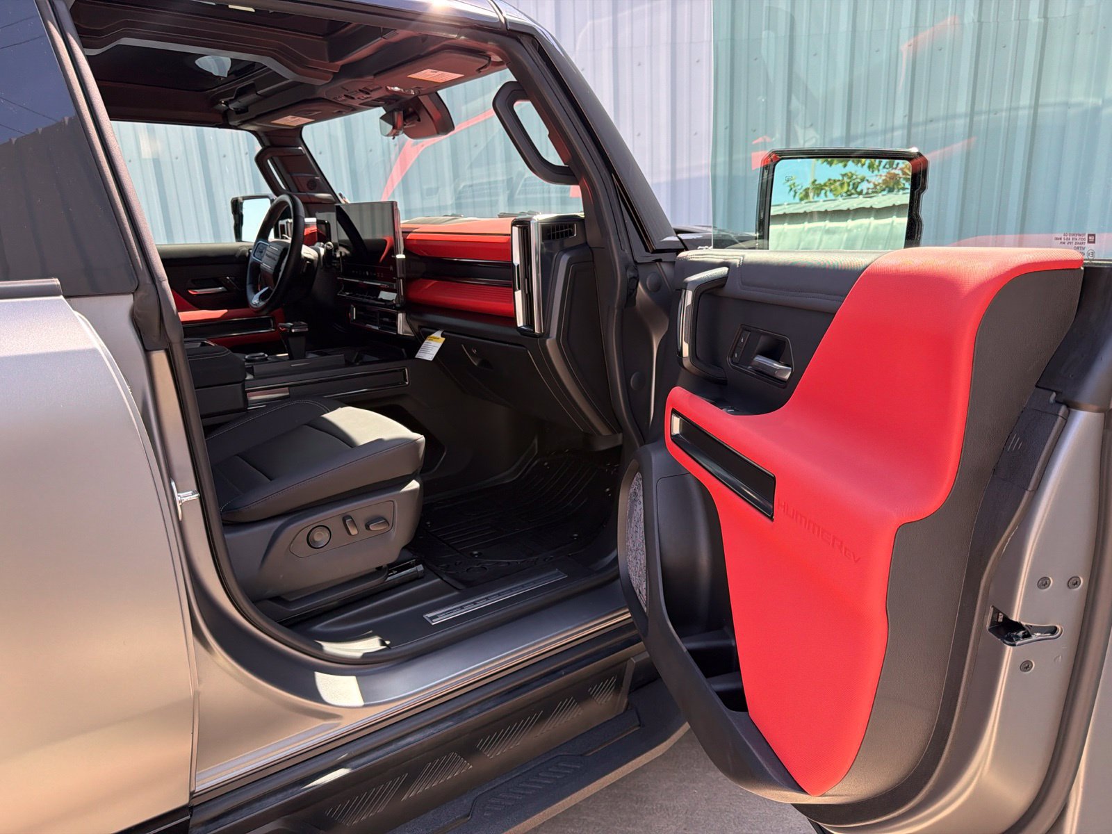 Used 2026 GMC Hummer EV 3X w/ Carbon Fiber Edition Package AWD/4WD image 17