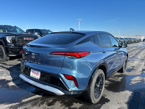 New 2026 Buick Envista Sport Touring FWD image 9