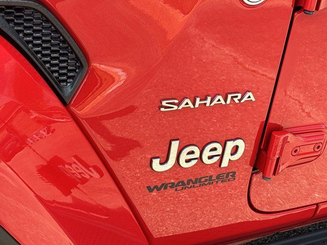 Used 2022 Jeep Wrangler Unlimited Sahara w/ Cold Weather Group AWD/4WD image 14