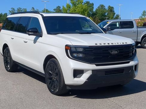 Certified 2025 Ford Expedition Max Platinum w/ Stealth Appearance Package AWD/4WD image 2
