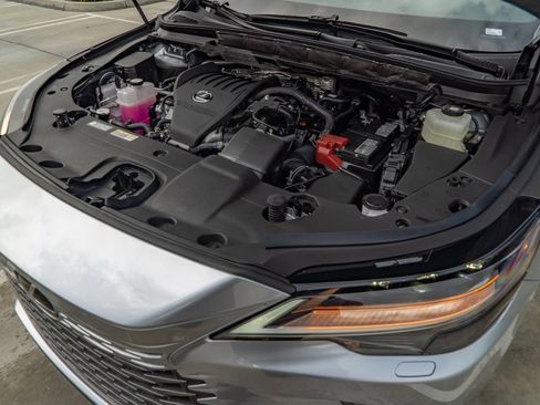 New 2026 Lexus RX 350 FWD image 4